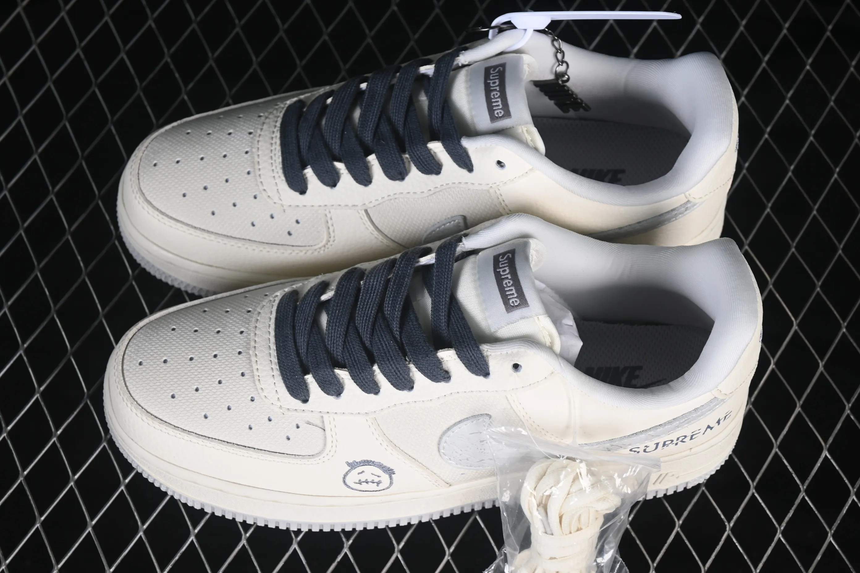 All Categories Nk Air Force 1 Air Force Series Nk Air Force 1 Low Air Force Low Nike Air Force 1'07 Low White Gray Canvas Air Force One Low Casual Shoes DW8806-009